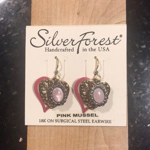 Pink Mussel heart earrings